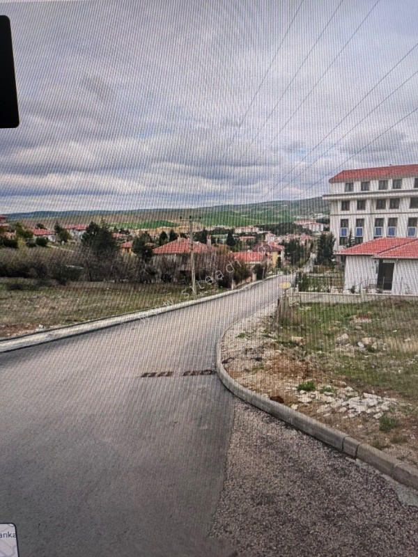 HASANOĞLAN(K&Uuml;&Ccedil;&Uuml;K &Ccedil;ANKAYA) M&Uuml;STAKİL VİLLA PARSELİ 750 M2 SATILIK